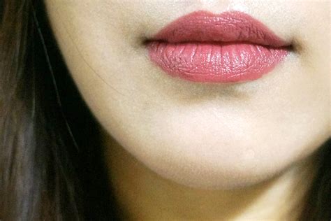 Burberry Lip Velvet Long Wear Lipstick in Rosewood No. 421